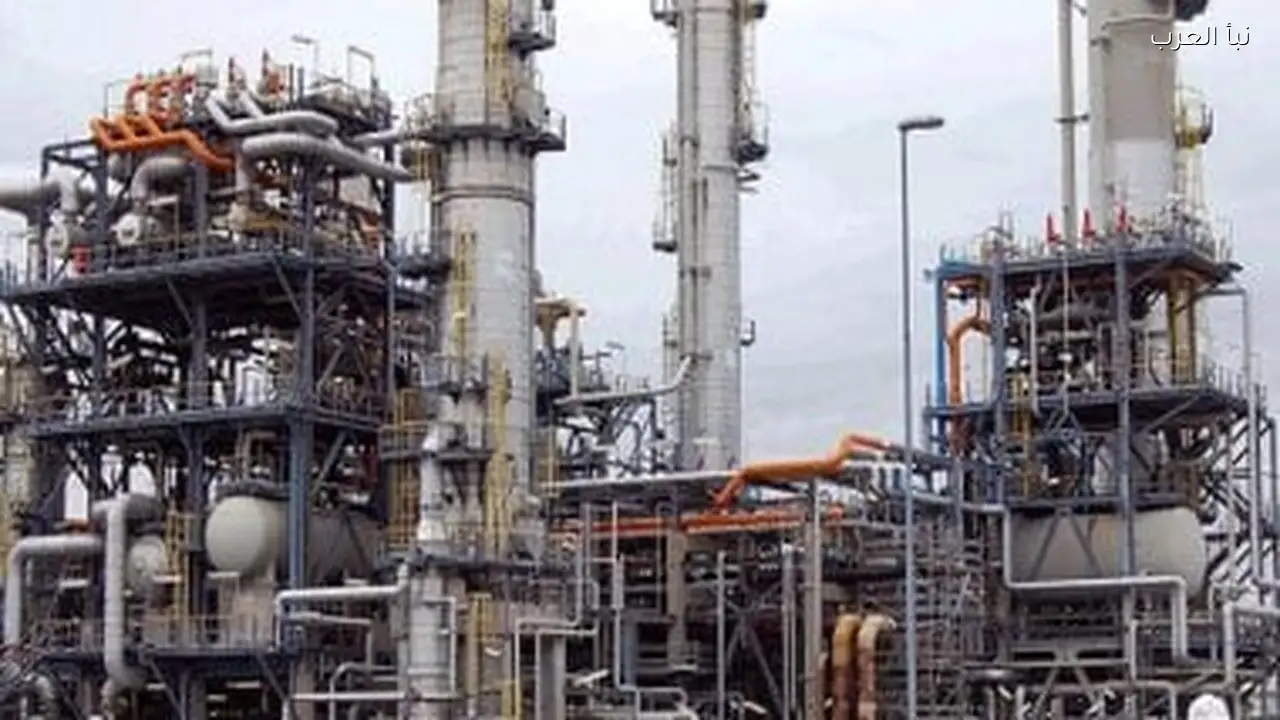 أرامكو تزيد شحنات النفط عبر البحر الأحمر اليوم بسبب اضطرابات هرمز