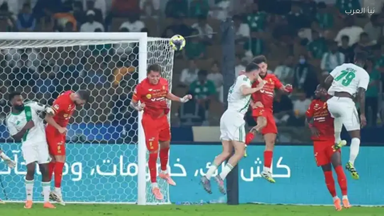 الأهلي يلتقي القادسية في قمة الدوري السعودي اليوم