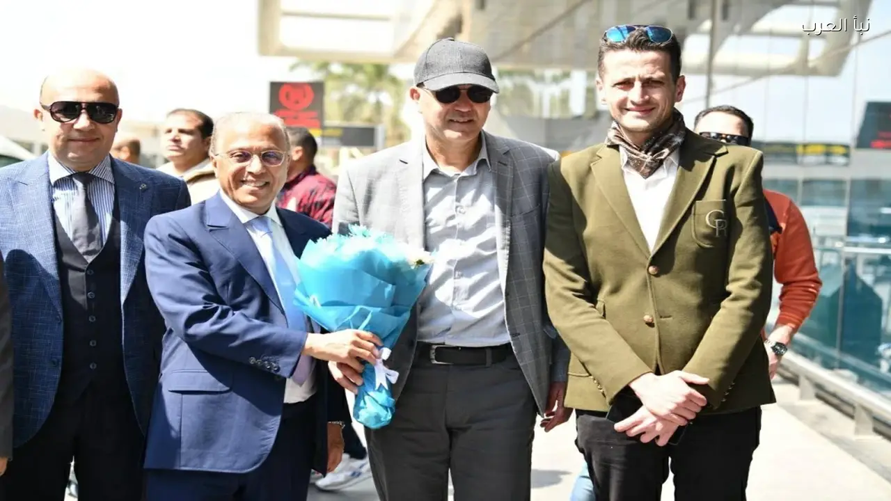 الجيش الملكي المغربي يستقبل حافل من بيراميدز في القاهرة