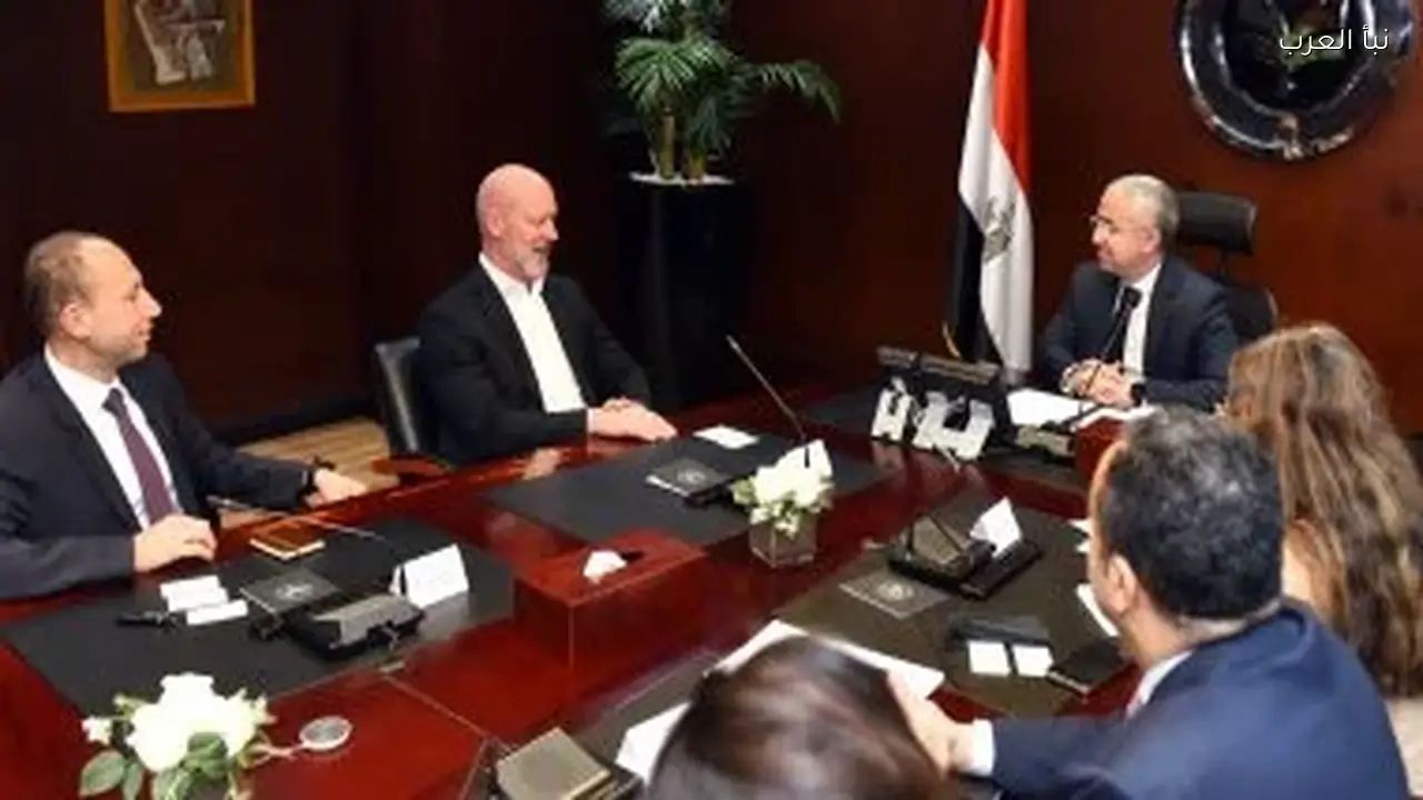 الحكومة المصرية تعزز بيئة الأعمال وفق إشادة السفير الفرنسي