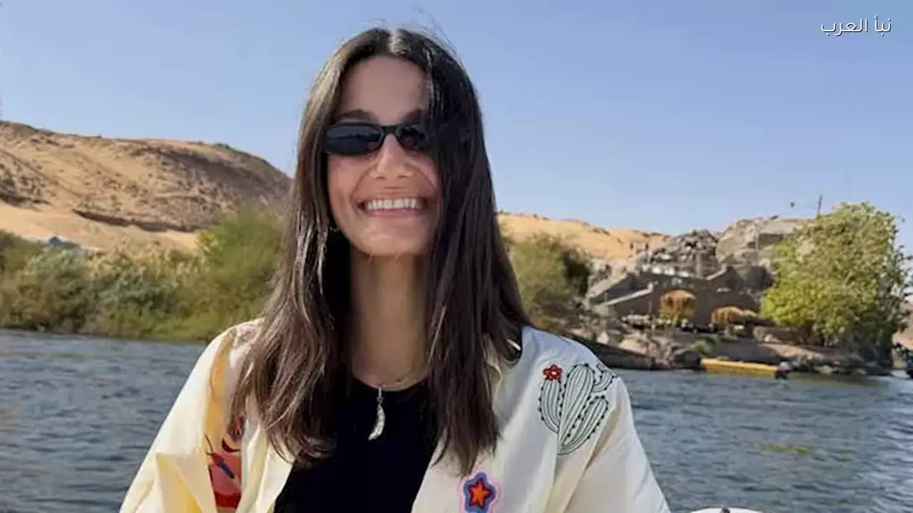 تارا عماد تستمتع بجولة نيليلة في أسوان مؤخرا