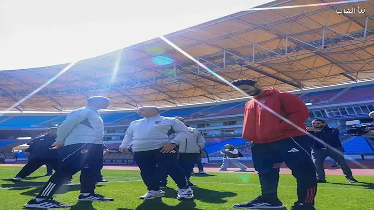 توروب يتفقد ملعب مباراة الأهلي والترجي بحضور الشناوي