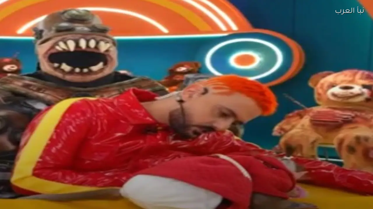 رامز جلال يتعرض لعضة قرد في برنامج “ليفيل الوحش”