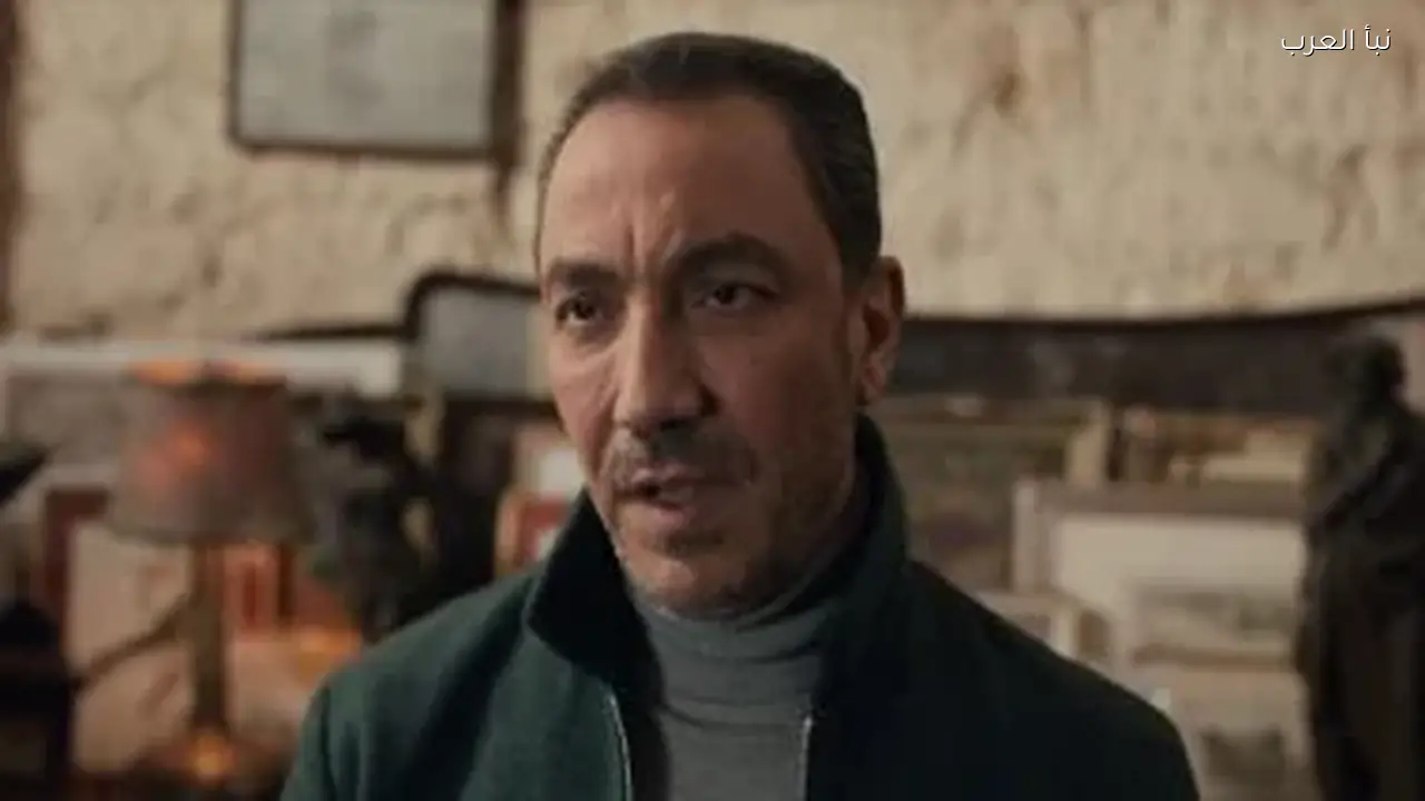 طارق لطفي يتحدث لابن شقيقه عن ماضي العائلة في مسلسل فرصة أخيرة الحلقة 2