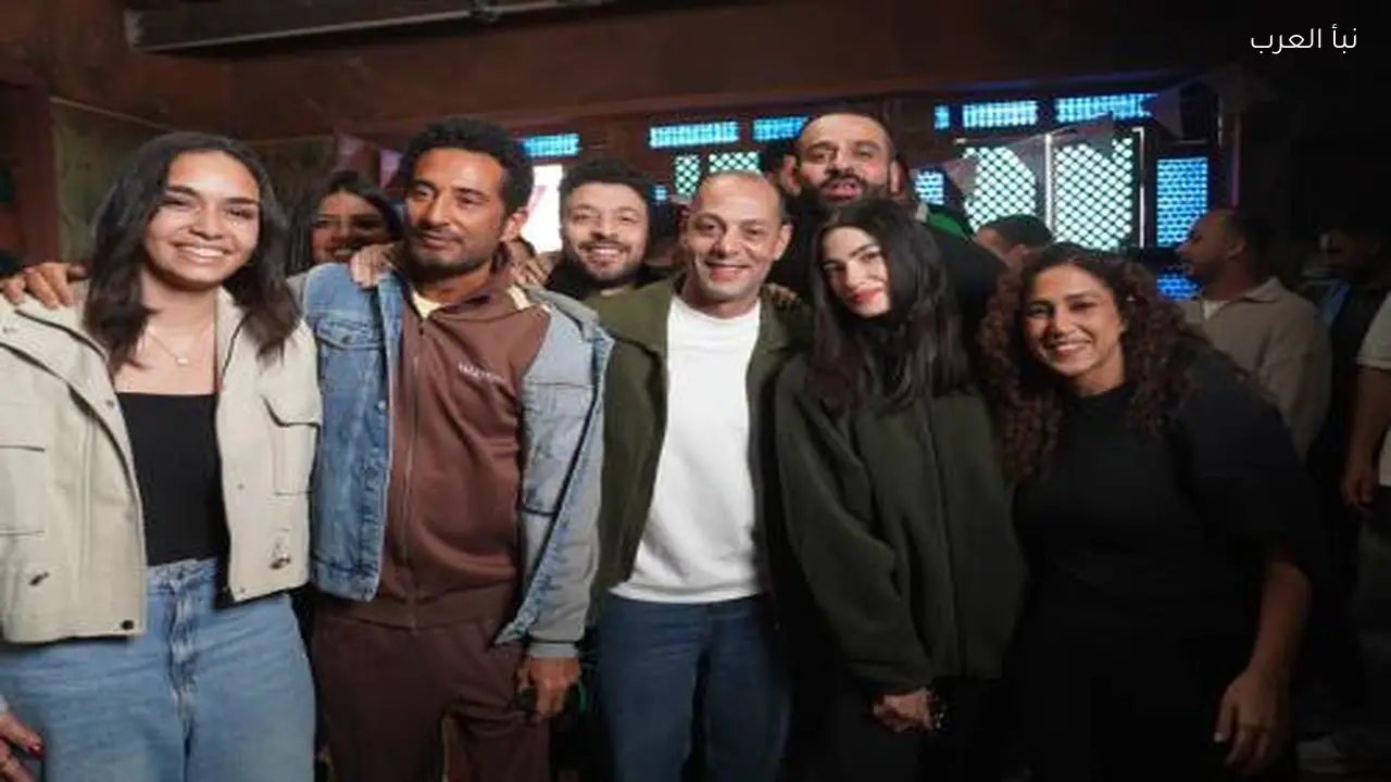 عمرو سعد يحتفل بانتهاء تصوير “إفراج” وفريق العمل يشيد بجودة المسلسل