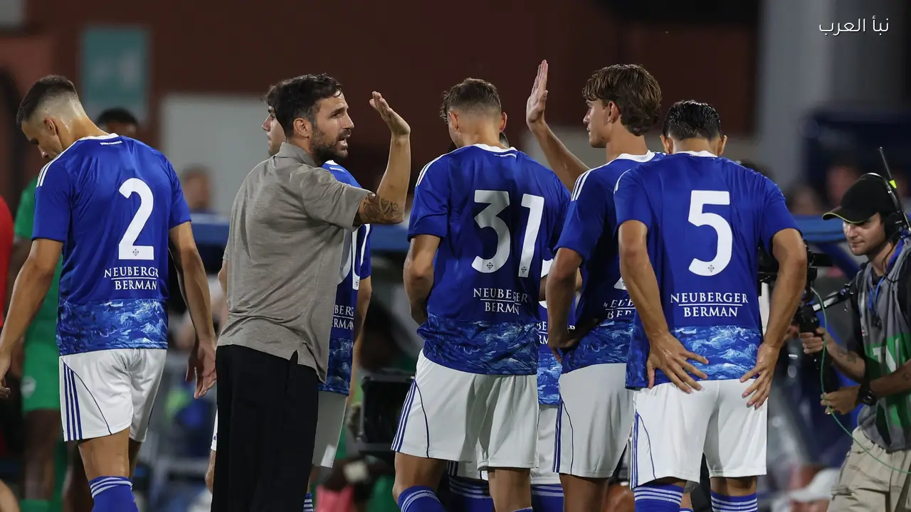 فابريجاس يفرض عقوبة على نيكو باز بعد تصرفه غير المنضبط