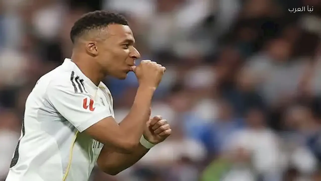 كيليان مبابي يخضع لفحص الركبة بعد تقرير فرنسي عن خطأ في التشخيص