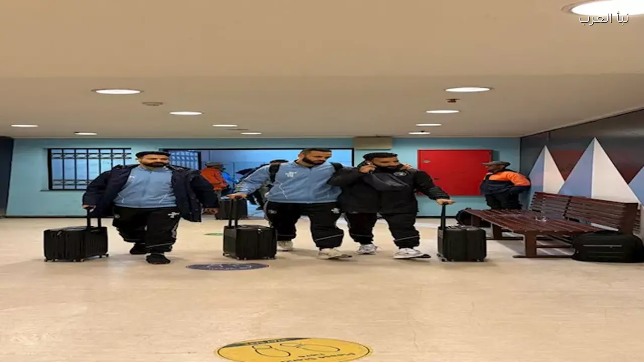 لاعبو بيراميدز يصلون ستاد الدفاع الجوي لمواجهة الزمالك اليوم