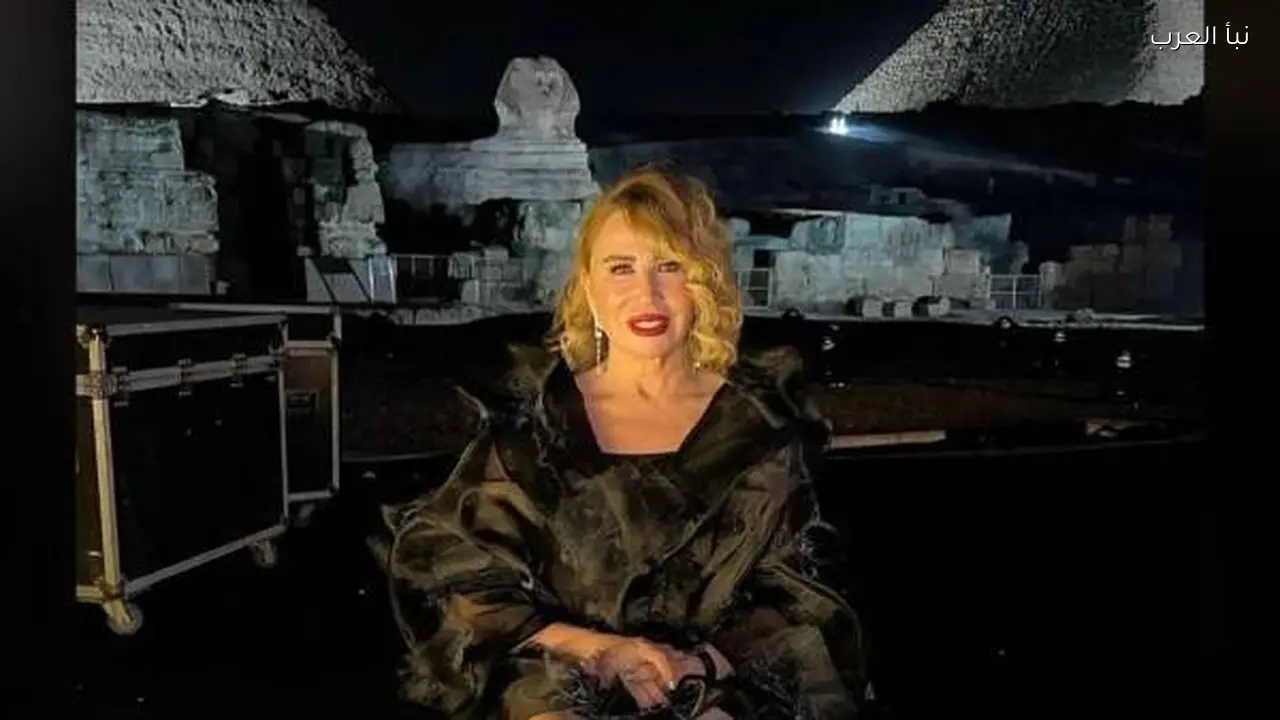 ليلى علوي تهنئ إيناس الدغيدي بعيد ميلادها وتكشف عن رسالتها