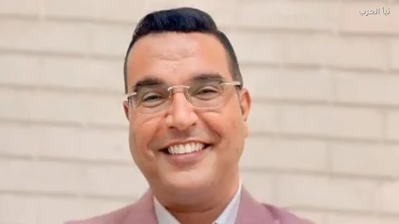 محمد شوقي: اللون الأزرق يعكس الدراما الإنسانية الصادقة