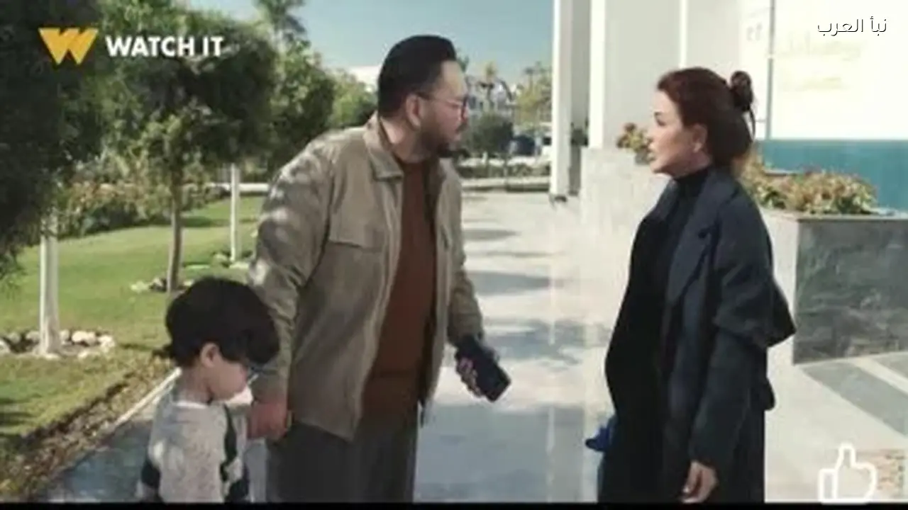 مسلسل اللون الأزرق: حمزة يضيع من والدته جومانة مراد في المطار