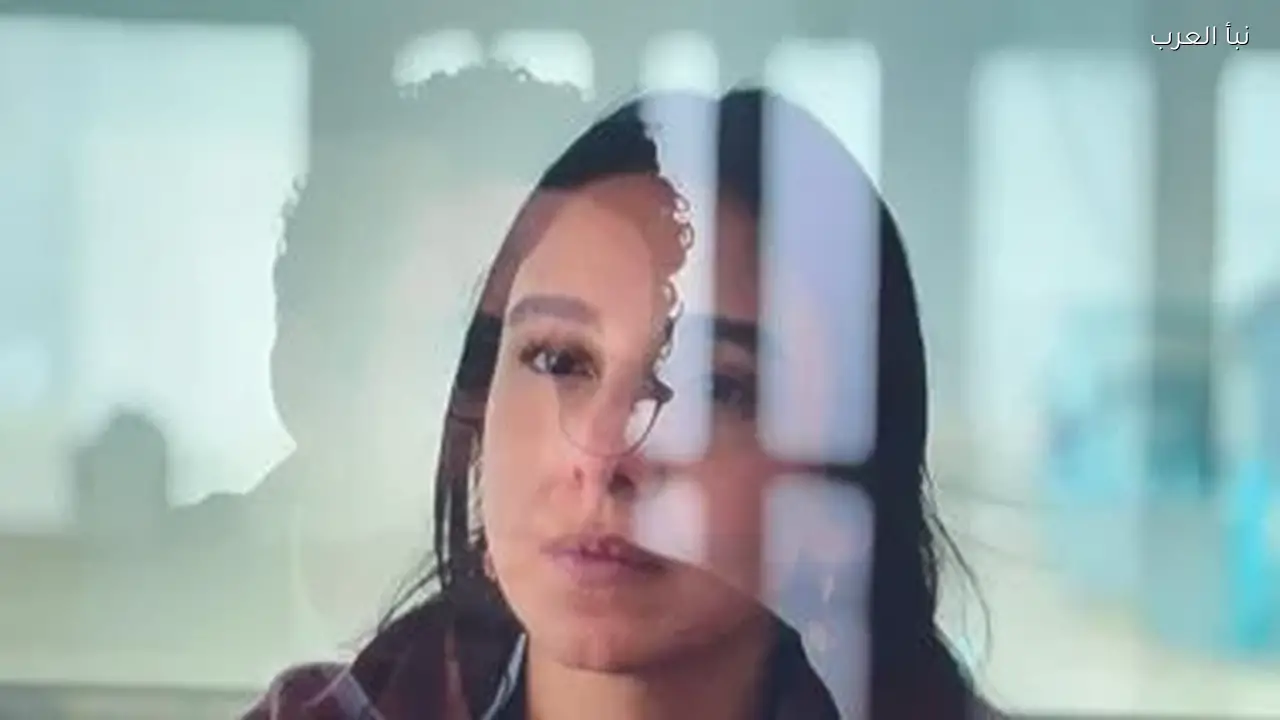 مسلسل “عرض وطلب” الحلقة 5 يكشف مواجهة بين هبة وثابت في ذكرى ابنهما