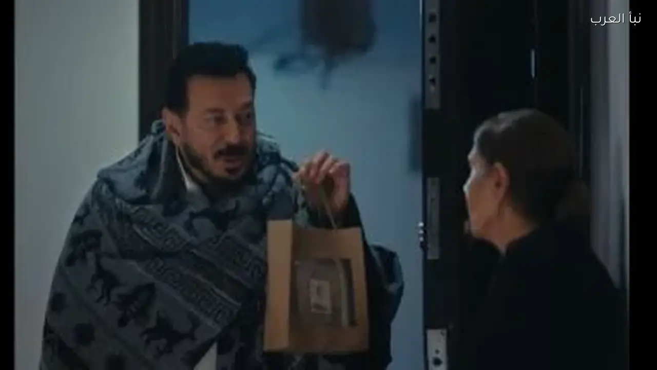 مصطفى شعبان يعود لوالدته في الحلقة 11 من مسلسل درش بالإسكندرية