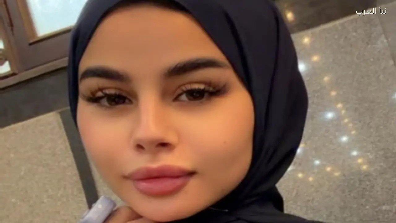 منة عرفة تتألق بالحجاب في ظهورها الأخير