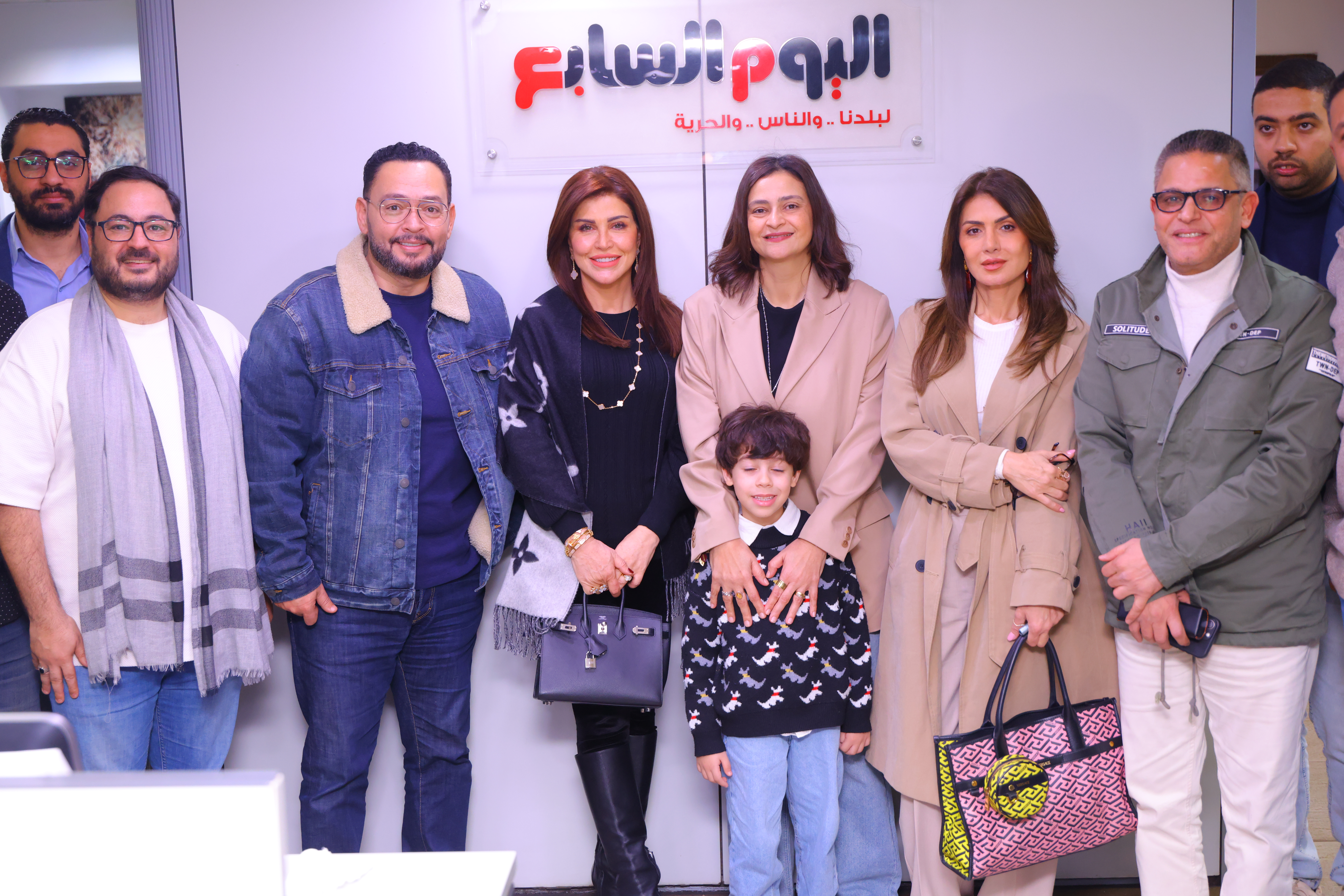 جومانا مراد وأحمد رزق ونجلاء بدر بجولة في نبأ العرب