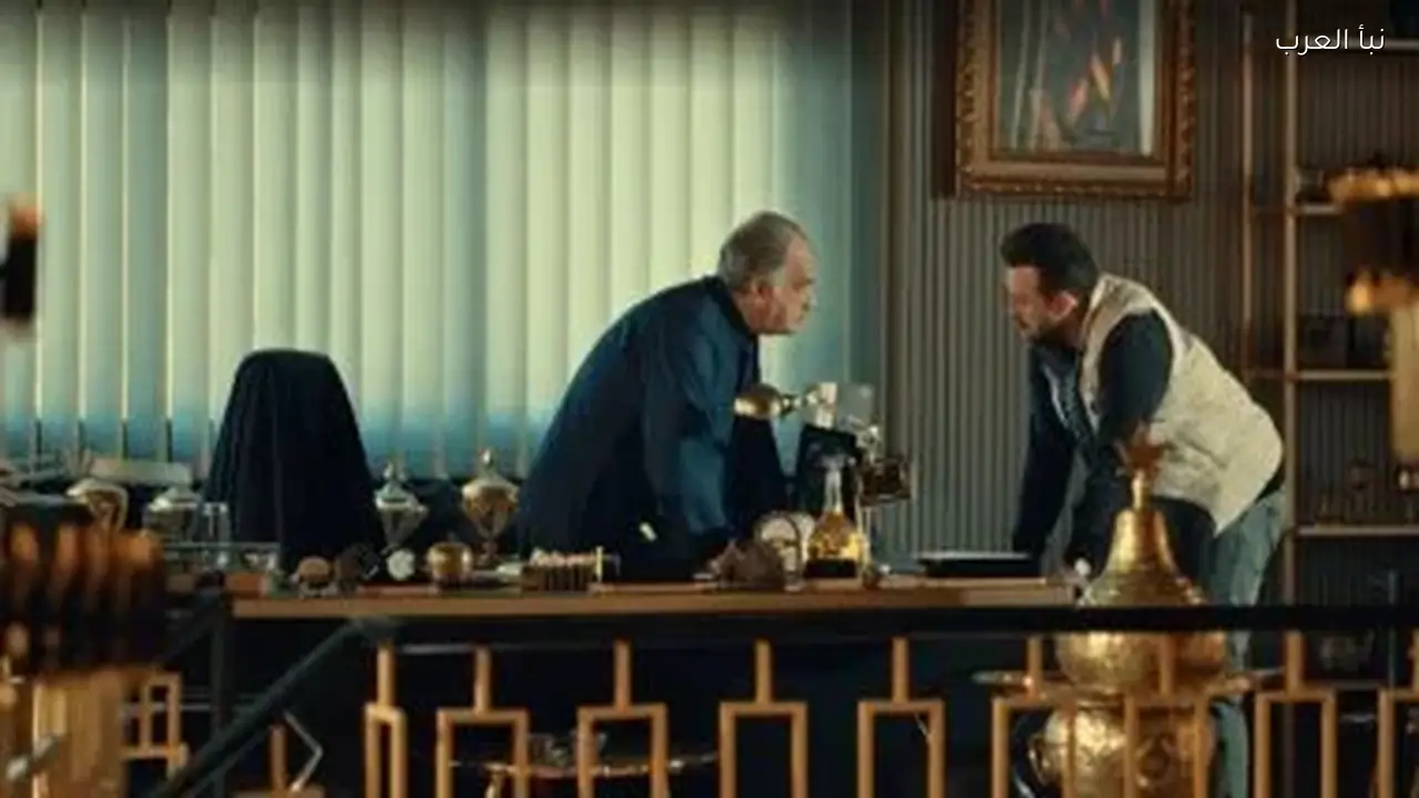 نضال الشافعي يطلب العفو من والده رياض الخولي في الحلقة 12 من مسلسل درش