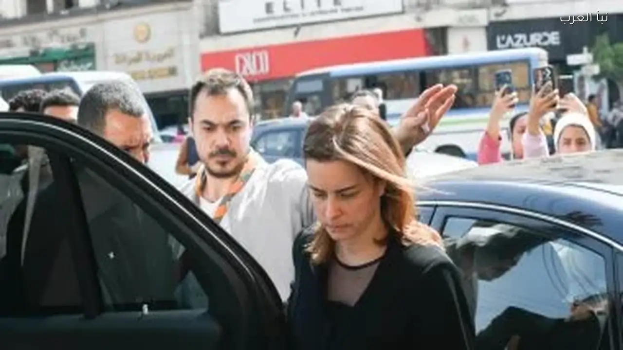 نور اللبنانية تتأثر بالحزن خلال جنازة زوجها يوسف أنطاكي