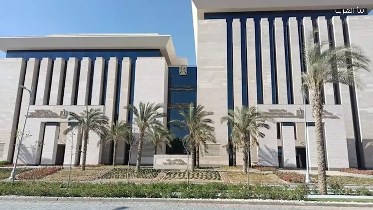 وزارة الاتصالات تستعرض جهودها في تطبيق “إذاعة القرآن الكريم” اليوم