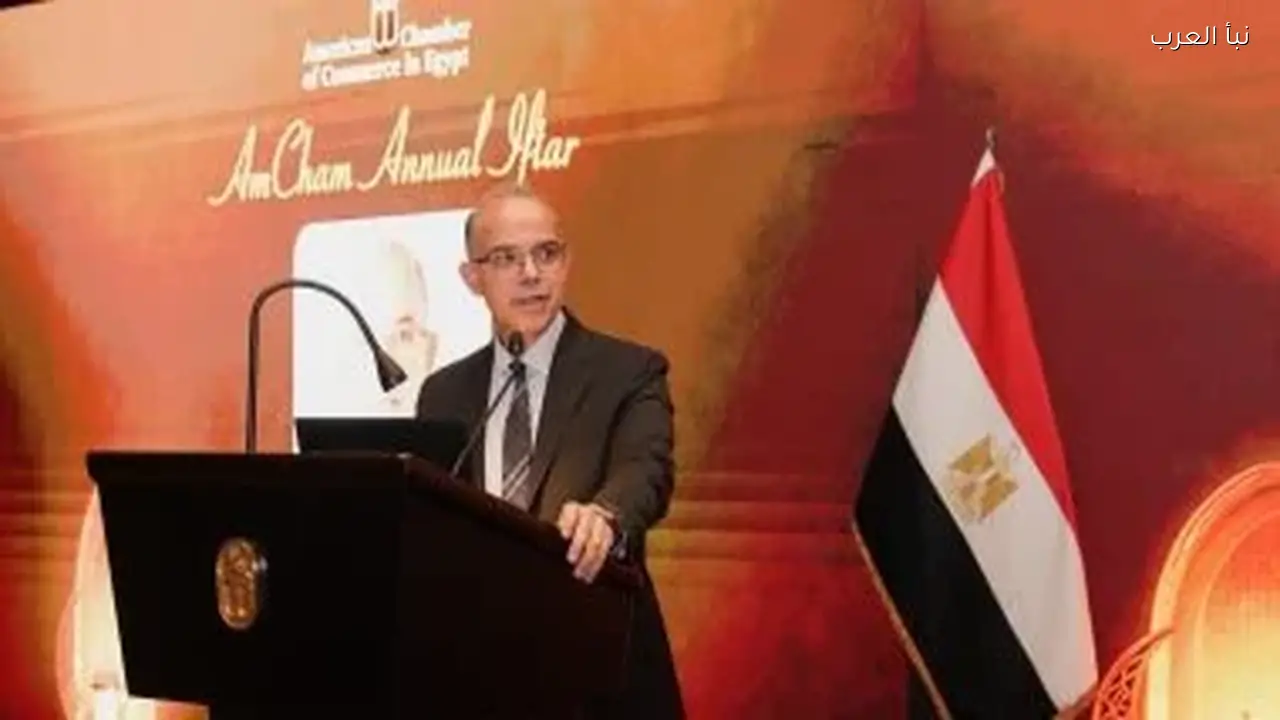 وزير الاستثمار يستعرض خطة تحسين بيئة الأعمال خلال إفطار الغرفة الأمريكية