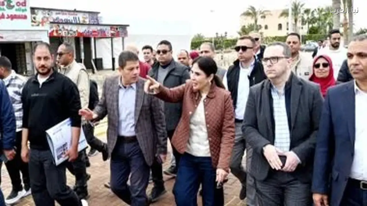 وزيرة الإسكان تتفقد مشروعات التطوير في قرى مارينا الآن